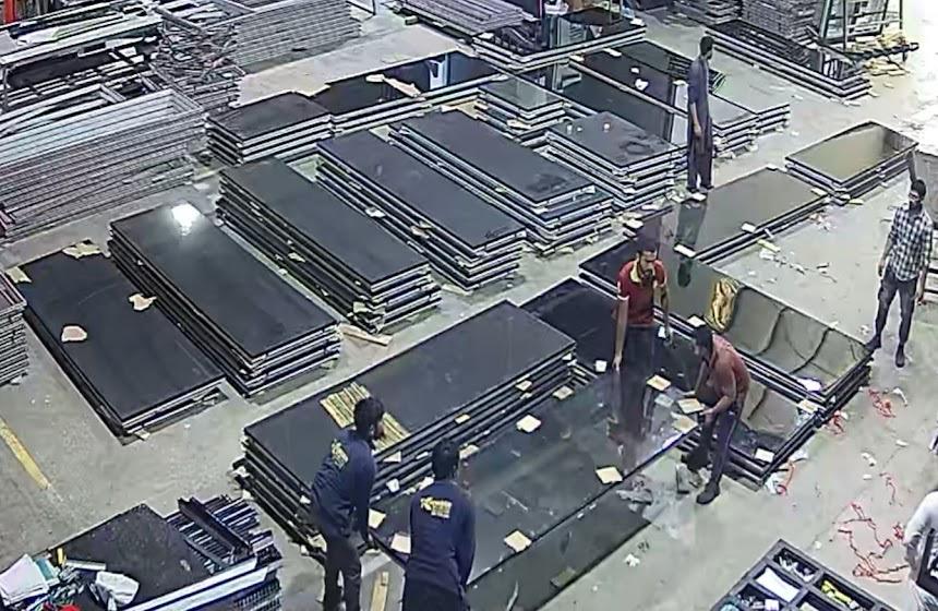 كيف تختار أفضل زجاج وألمنيوم لمشروعك في الرياض