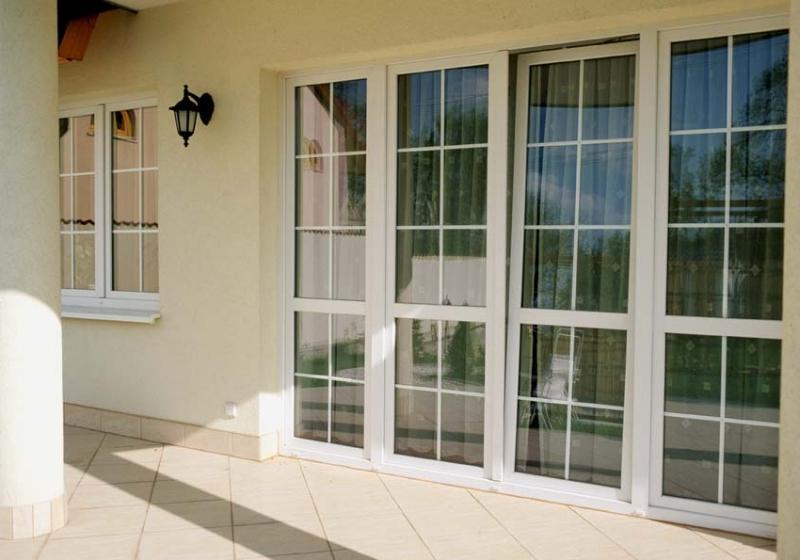 أبواب ونوافذ ألمنيوم بالرياض - تركيب وتصنيع حسب الطلب