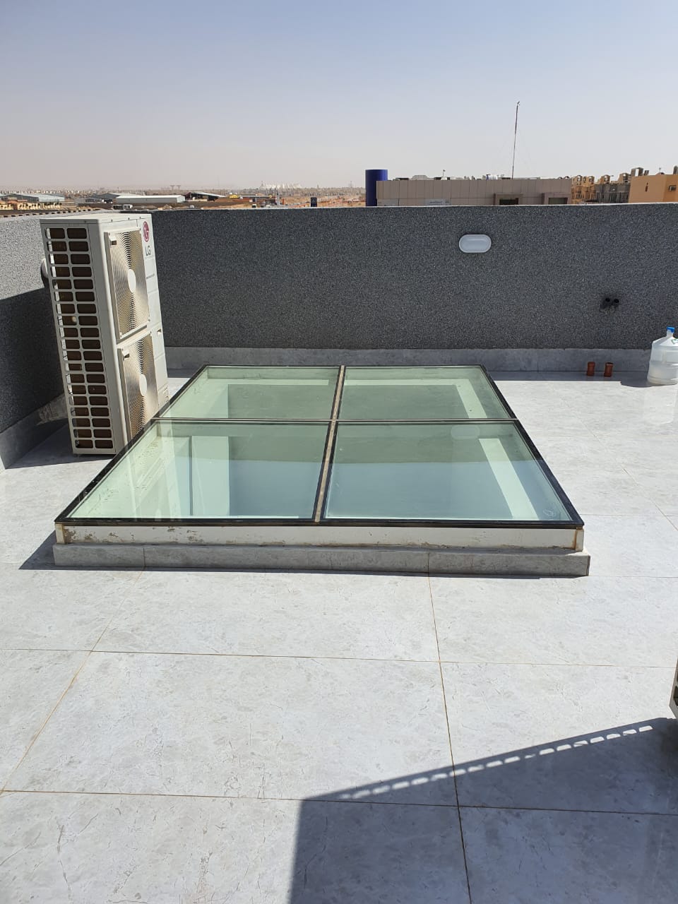 تصميم سكاي لايت لتنفيذ الإضاءة الطبيعية